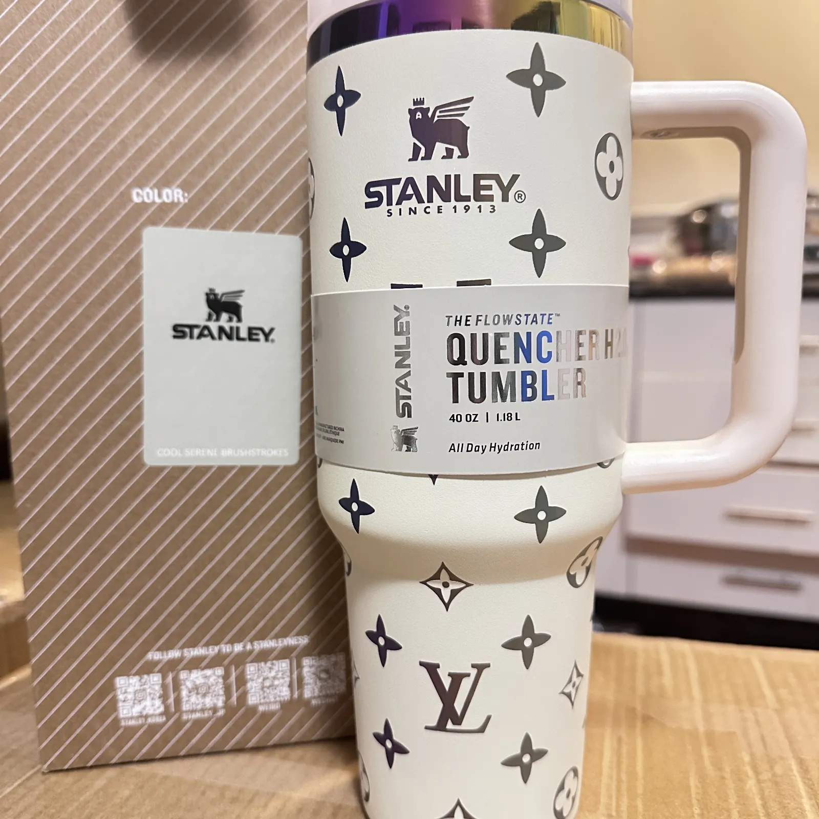 Stanley Cup 40oz High Quality Great Gift White Colour