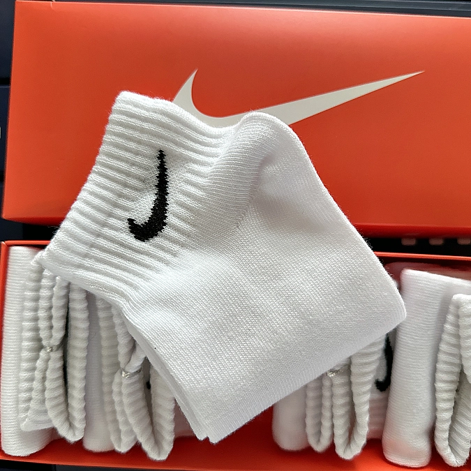 Nike Unisex Mid Cut Sock 5 Pair In Abox White